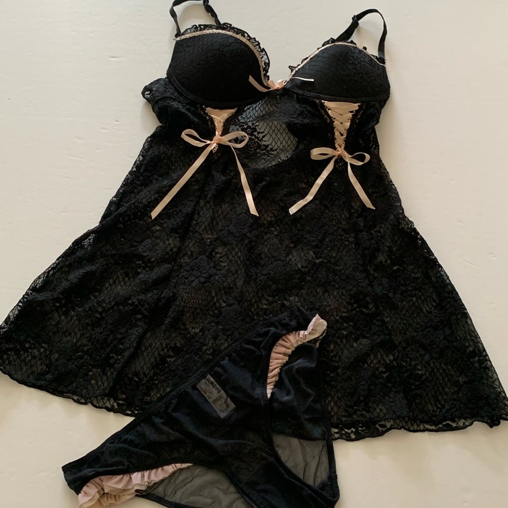 Vintage b.tempted SEXY Balconette Push-Up Padded Sheer Lace Black Teddy Nightie